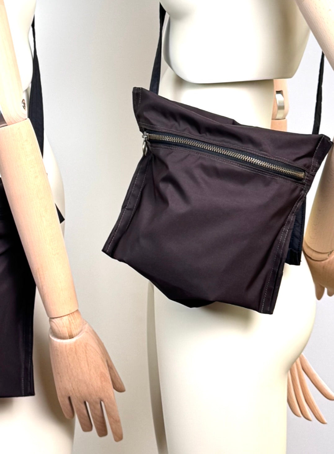 borsa 144P mela